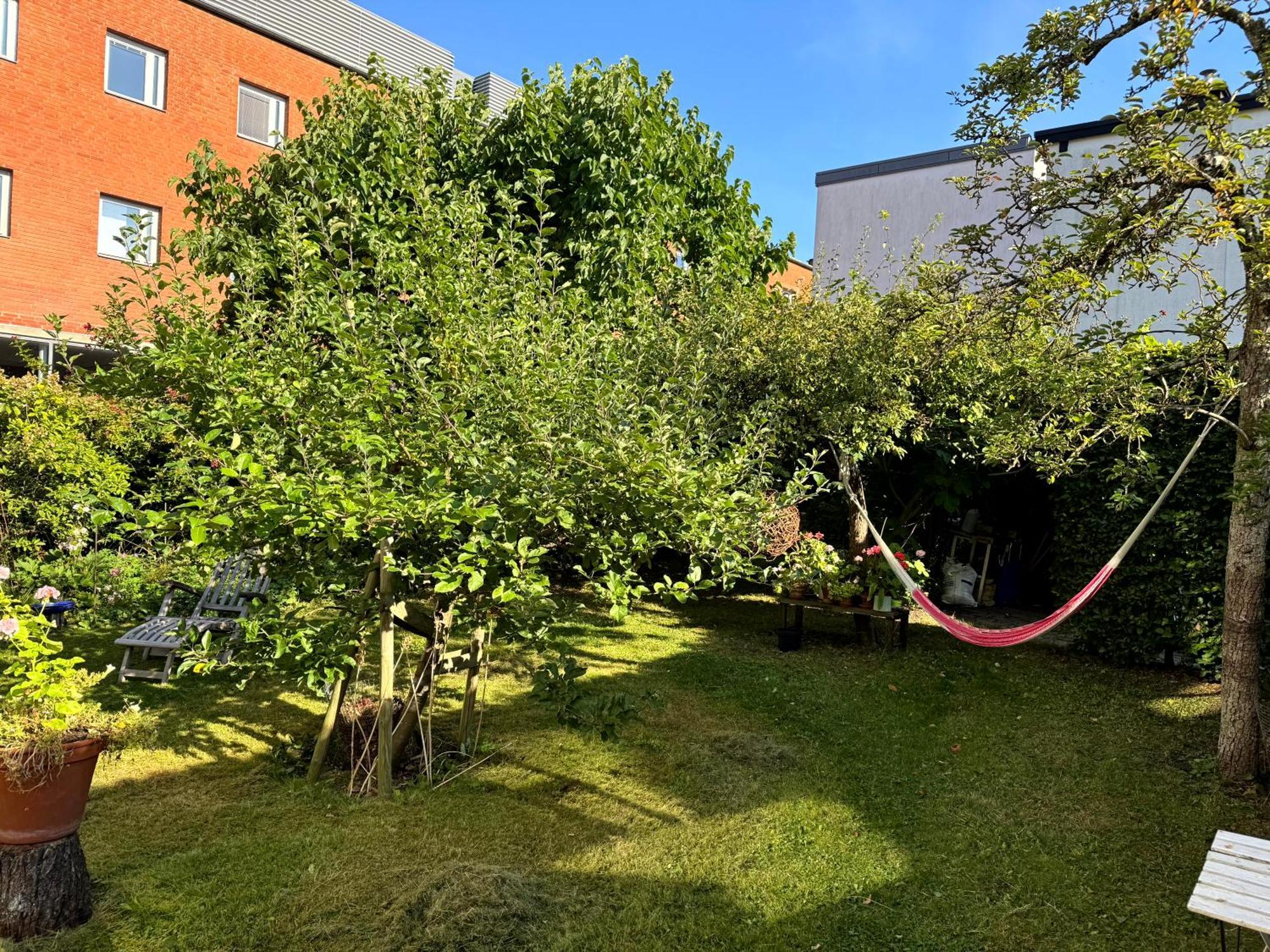 The Embassy Apartment Lund Ngoại thất bức ảnh